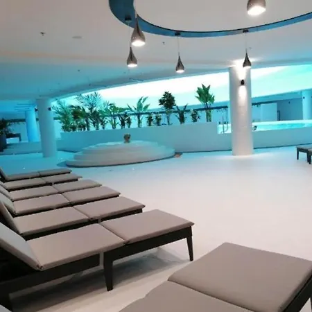 Apartment Gc Sun Club Pool Jacussi Sauna Spa